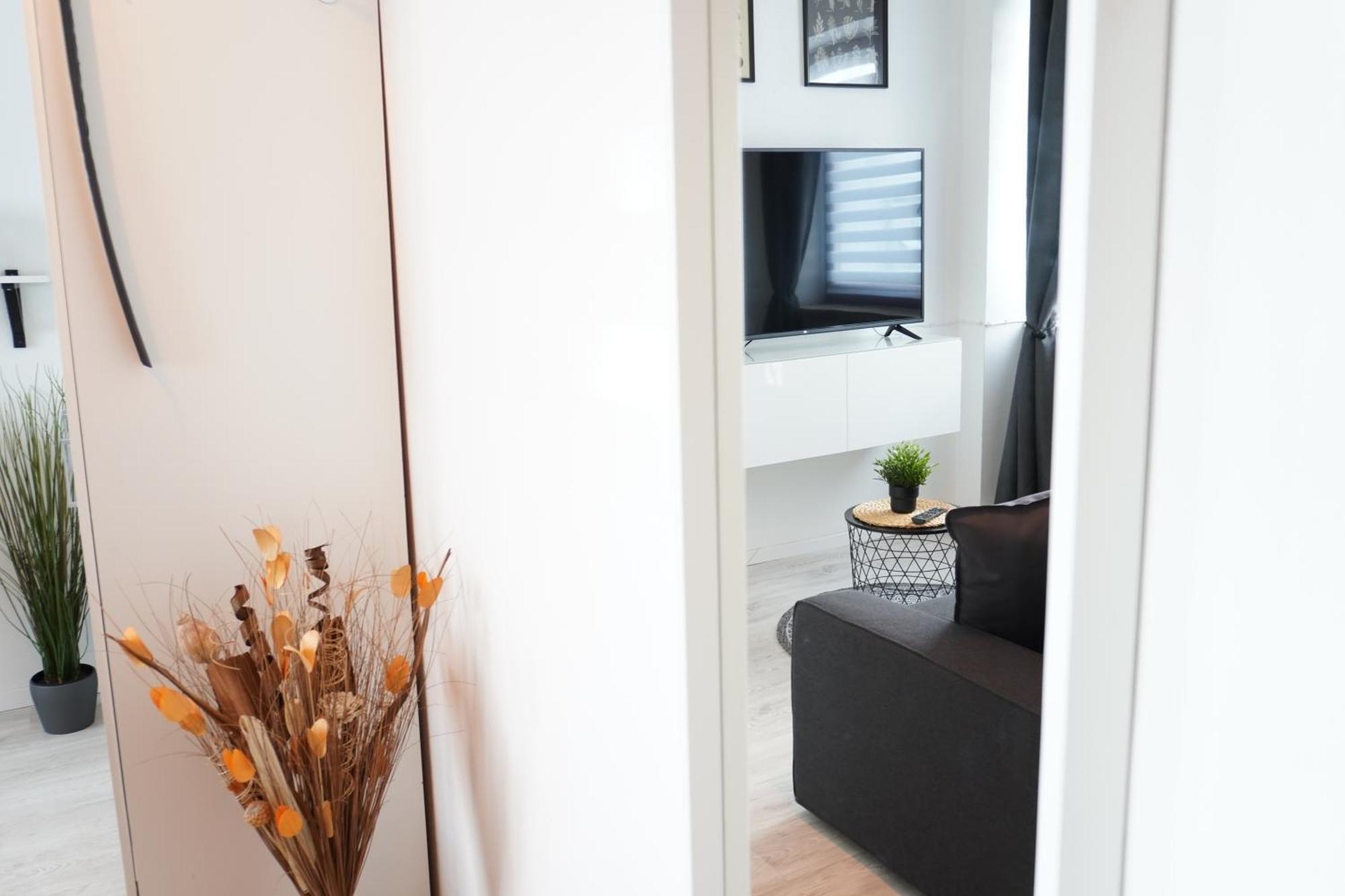 Lenastay I Nostalgieapartment I Innenstadt Kaiserslautern Ngoại thất bức ảnh
